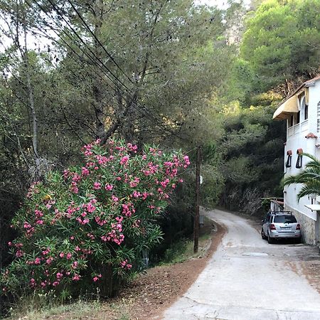 Almisera Villa Almiserat Екстериор снимка
